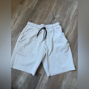 Old Navy Active Dynamic Fleece Shorts Sweat Shorts Gray 8” Super Soft Size S